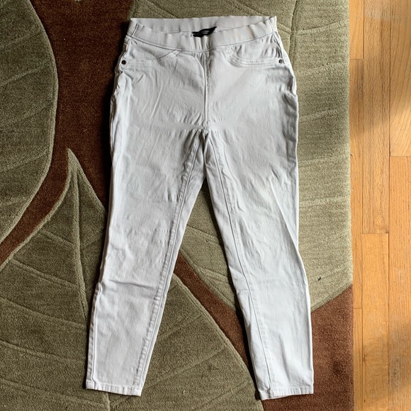 White Simply Vera Wang Denim Jeggings 